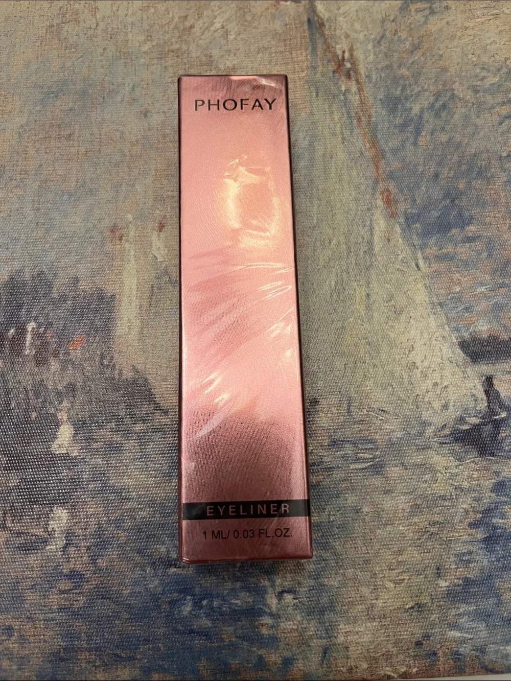 PHOFAY Eyeliner in Rose Metallic Packaging